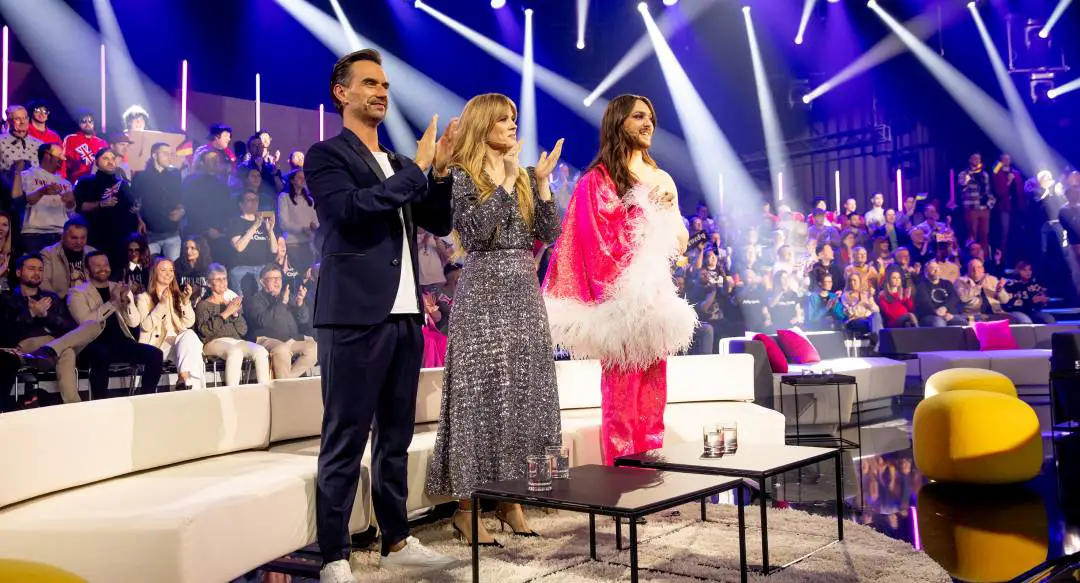 7_Unser_Lied_fuer_Liverpool_Lord_of_the_lost_gewinnt