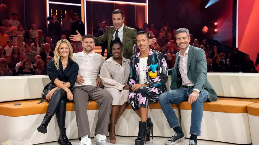HELENE-FISCHER-Ihre-Klein-gegen-Gro-Show-gegen-Musi-mit-STEFANIE-HERTEL-und-ANDY-BORG