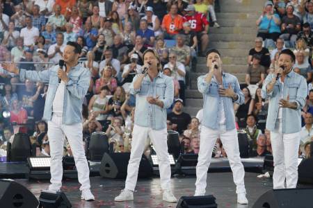 Esteriore Brothers 