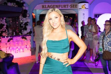 Ein Bild von Schlagerprofis.de Natalie Holzner